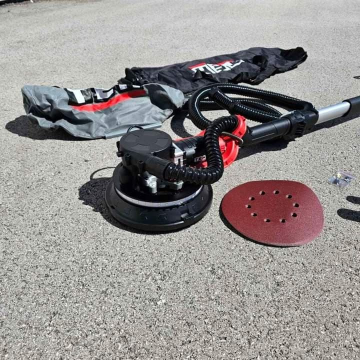 zirafa za brusenje zidova TEH 880 W SA led svjetlom i vrecom