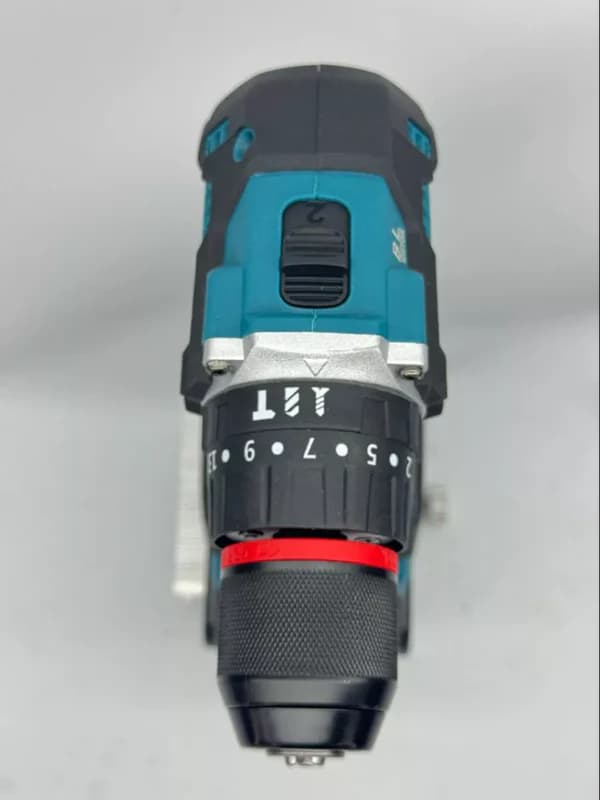 Makita aku set 2u1 brusilica + udarna bušilica sa metalnom glavom 4